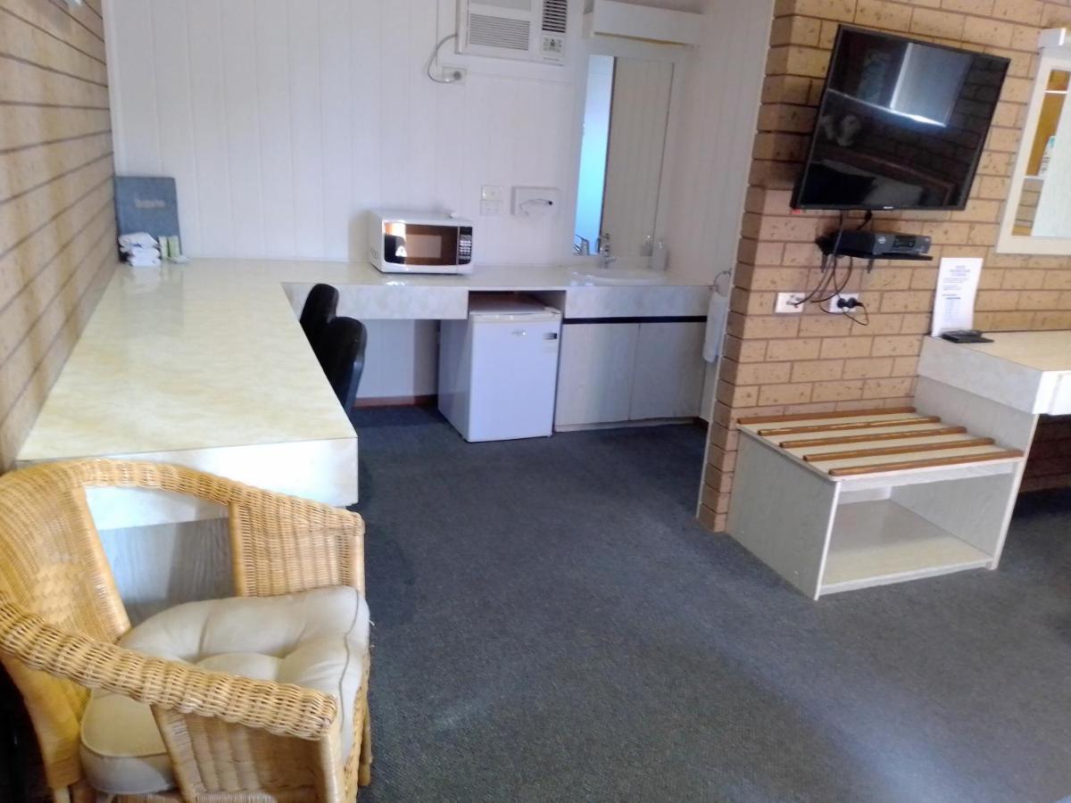 Country Home Motor Inn Shepparton Exteriör bild