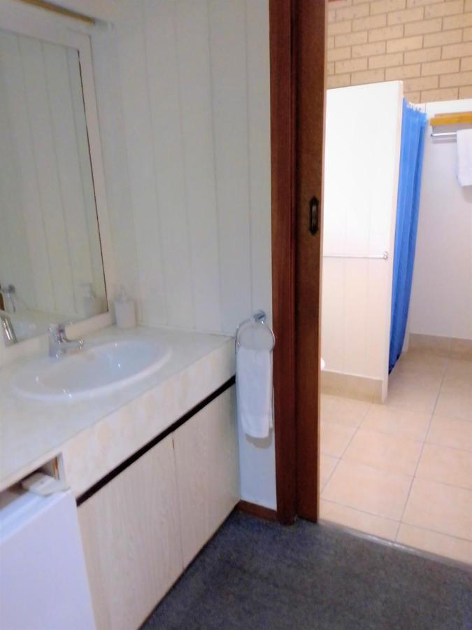 Country Home Motor Inn Shepparton Exteriör bild